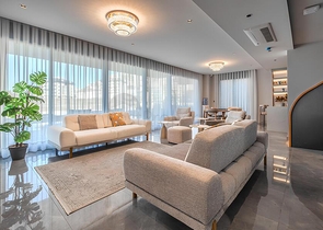 Сучасна вілла 3+1 з терасою і розвиненою інфраструктурою в районі Каргиджак